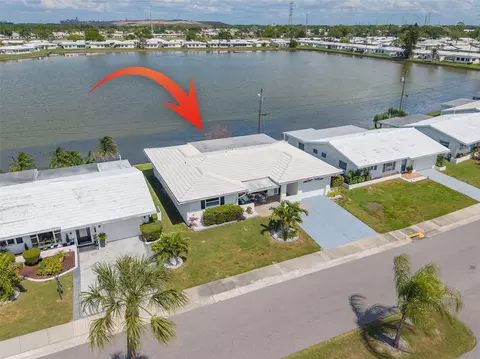 9705 Mainlands Blvd W, Pinellas Park, FL 33782