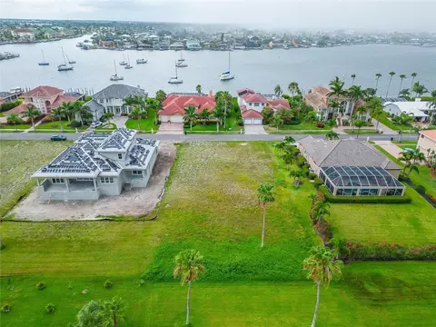 6432 Rubia Cir, Apollo Beach, FL 33572