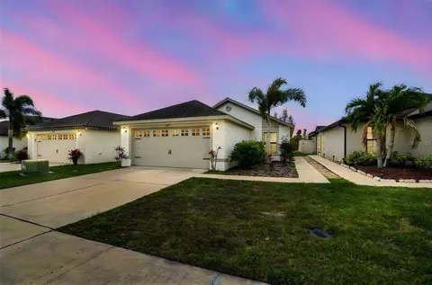 2277 Caspian Dr, Lakeland, FL 33805