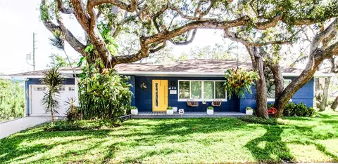 130 63rd St S, Saint Petersburg, FL 33707