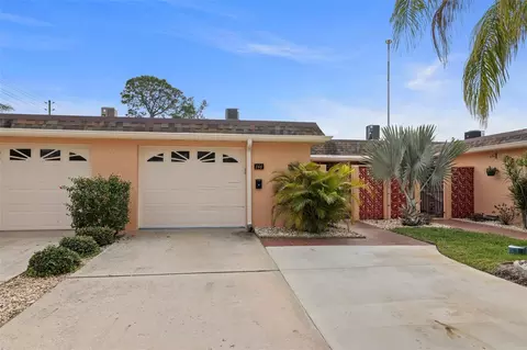 146 Boca Ciega Point Blvd S #146, Saint Petersburg, FL 33708