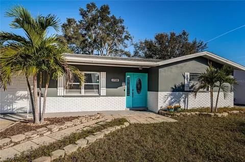 1738 Bentley St, Clearwater, FL 33755