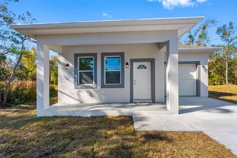 10247 Lake Dr, New Port Richey, FL 34654