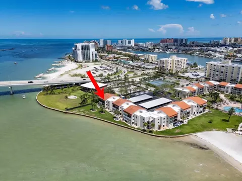 825 S Gulfview Blvd #202, Clearwater Beach, FL 33767