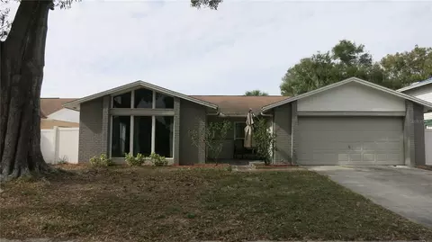 7432 Oakvista Cir, Tampa, FL 33634