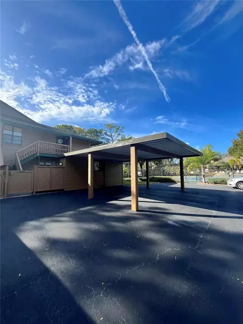 1805 E Lennox Rd E #1805, Palm Harbor, FL 34683