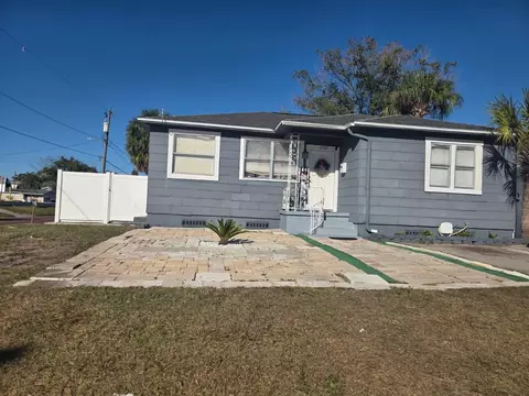 2737 W Spruce St, Tampa, FL 33607