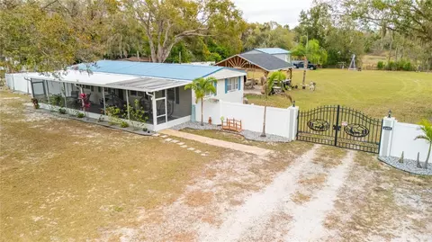 4405 Loma Vista Dr, Valrico, FL 33596