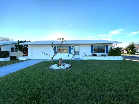 10032 36th St N, Pinellas Park, FL 33782