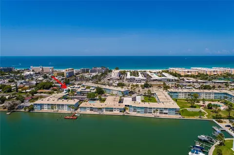 6000 2nd St E #6, Saint Pete Beach, FL 33706