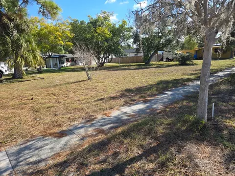Milwaukee Avenue, Dunedin, FL 34698