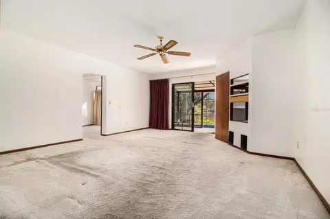 Living - 607 E Lakeshore Dr, Ocoee, FL 34761 photo 3 of 3