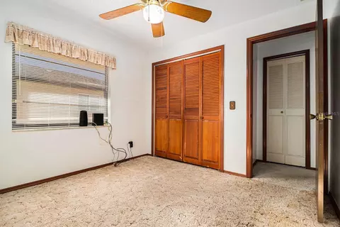 Bedroom - 607 E Lakeshore Dr, Ocoee, FL 34761 photo 5 of 5