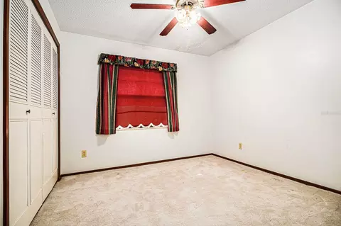 Bedroom - 607 E Lakeshore Dr, Ocoee, FL 34761 photo 3 of 5