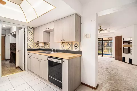 Kitchen - 607 E Lakeshore Dr, Ocoee, FL 34761 photo 3 of 3