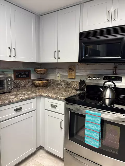 Kitchen - 2210 Utopian Dr E #214, Clearwater, FL 33763 photo 4 of 5