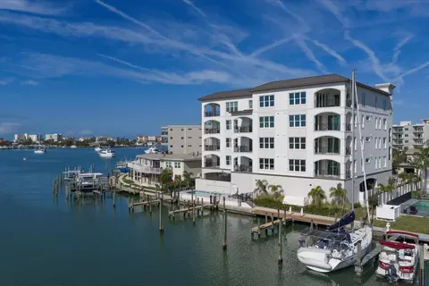 211 Dolphin Pt #403, Clearwater Beach, FL 33767