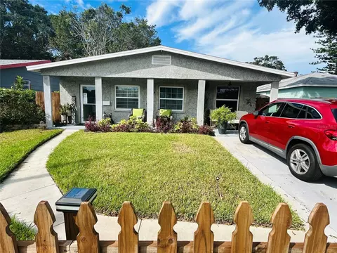 4611 14th Ave S, Saint Petersburg, FL 33711