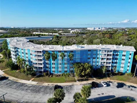 3315 58th Ave S #204, Saint Petersburg, FL 33712