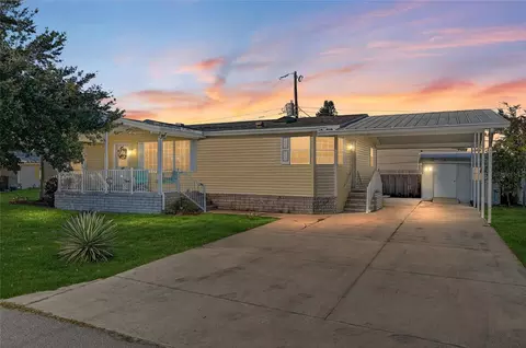 917 50th Avenue Ter W, Bradenton, FL 34207