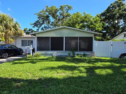 5271 94th Ave N, Pinellas Park, FL 33782