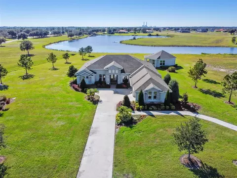 5333 Lake Venice Dr, Wimauma, FL 33598