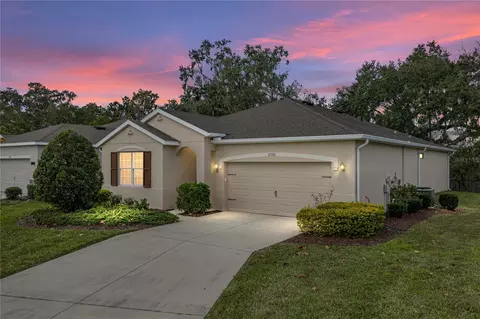 12701 Eastpointe Dr, Dade City, FL 33525