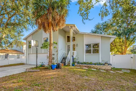 756 61st Ave NE, Saint Petersburg, FL 33703