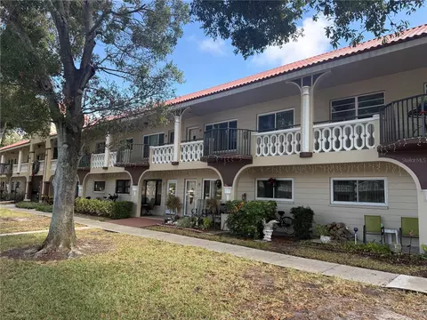 2401 Franciscan Dr #17, Clearwater, FL 33763
