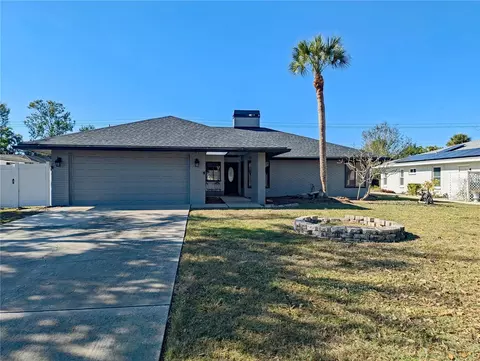 1329 Pine Needle Rd, Venice, FL 34285