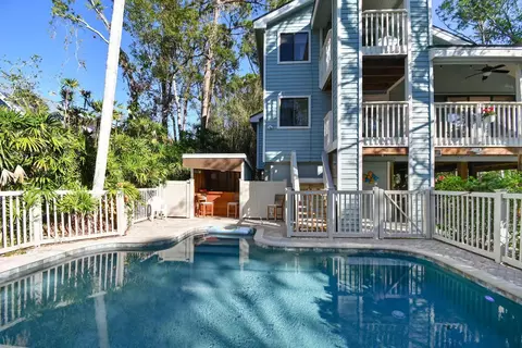 13837 76th Ave, Seminole, FL 33776
