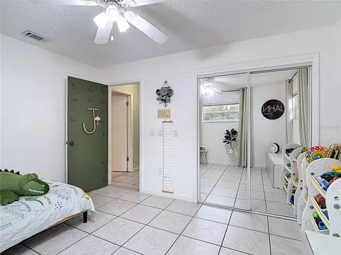 Bedroom - 9171 Vicksburg Rd, Spring Hill, FL 34608 photo 7 of 8