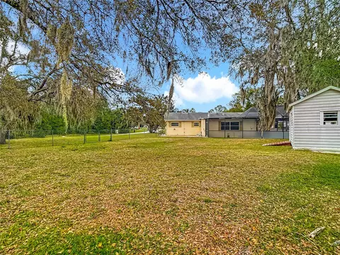 Exterior - 9171 Vicksburg Rd, Spring Hill, FL 34608 photo 9 of 10