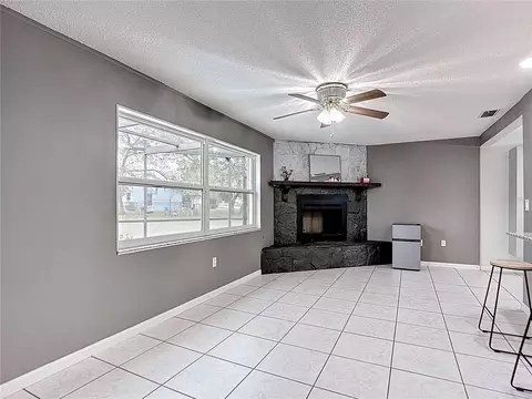 Living - 9171 Vicksburg Rd, Spring Hill, FL 34608 photo 6 of 6