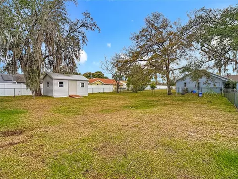 Exterior - 9171 Vicksburg Rd, Spring Hill, FL 34608 photo 8 of 10