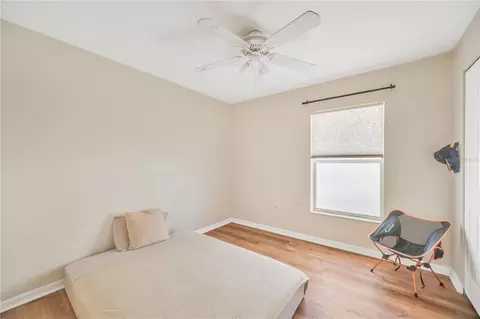 Bedroom - 10318 Summerview Cir, Riverview, FL 33578 photo 4 of 5