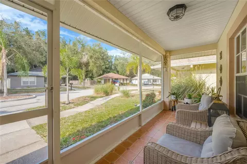 Exterior - 10318 Summerview Cir, Riverview, FL 33578 photo 6 of 10