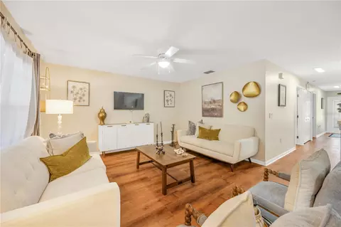 Living - 10318 Summerview Cir, Riverview, FL 33578 photo 4 of 5