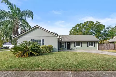 15702 Crying Wind Dr, Tampa, FL 33624