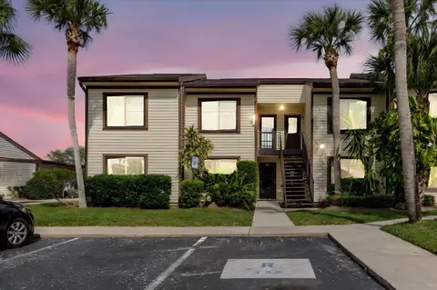 428 Moorings Cove Dr #7F, Tarpon Springs, FL 34689