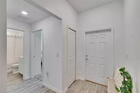 Entry Way - 272 Pershing St, Bartow, FL 33830 photo 3 of 4