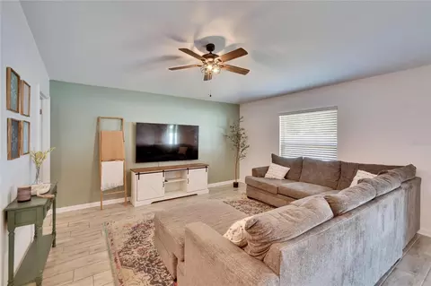 Living - 272 Pershing St, Bartow, FL 33830 photo 1 of 3