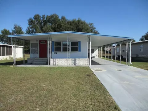 3718 Castle Dr, Zephyrhills, FL 33540