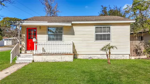 6295 3rd Ave S, Saint Petersburg, FL 33707