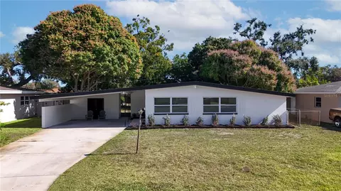 5868 Grove St S, Saint Petersburg, FL 33705