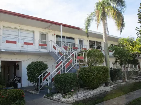 1900 58th Ave N #22, Saint Petersburg, FL 33714