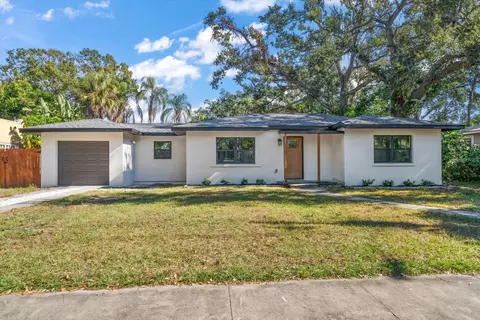 315 31st St W, Bradenton, FL 34205
