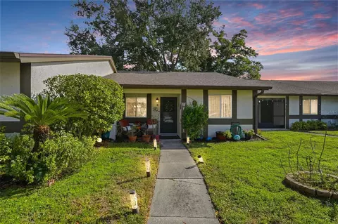 2948 Bancroft Cir E #B, Palm Harbor, FL 34683