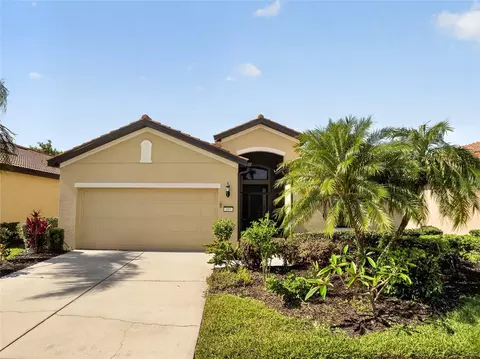 348 Cedar Falls Dr, Apollo Beach, FL 33572