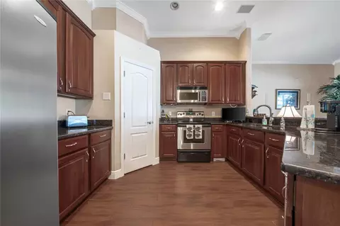 Kitchen - 11610 Grove Arcade Dr, Riverview, FL 33569 photo 1 of 2